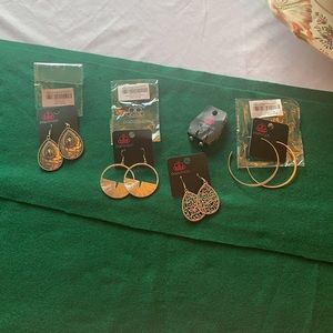 Brand new Paparazzi earrings